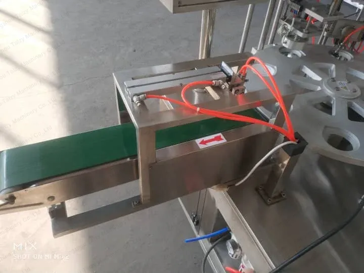 Automatic conveyor belt